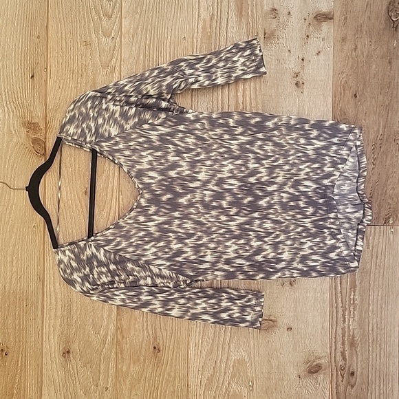 Express Leopard Print Elbow Sleeve Tunic Tee Size Small - Picture 1 of 5